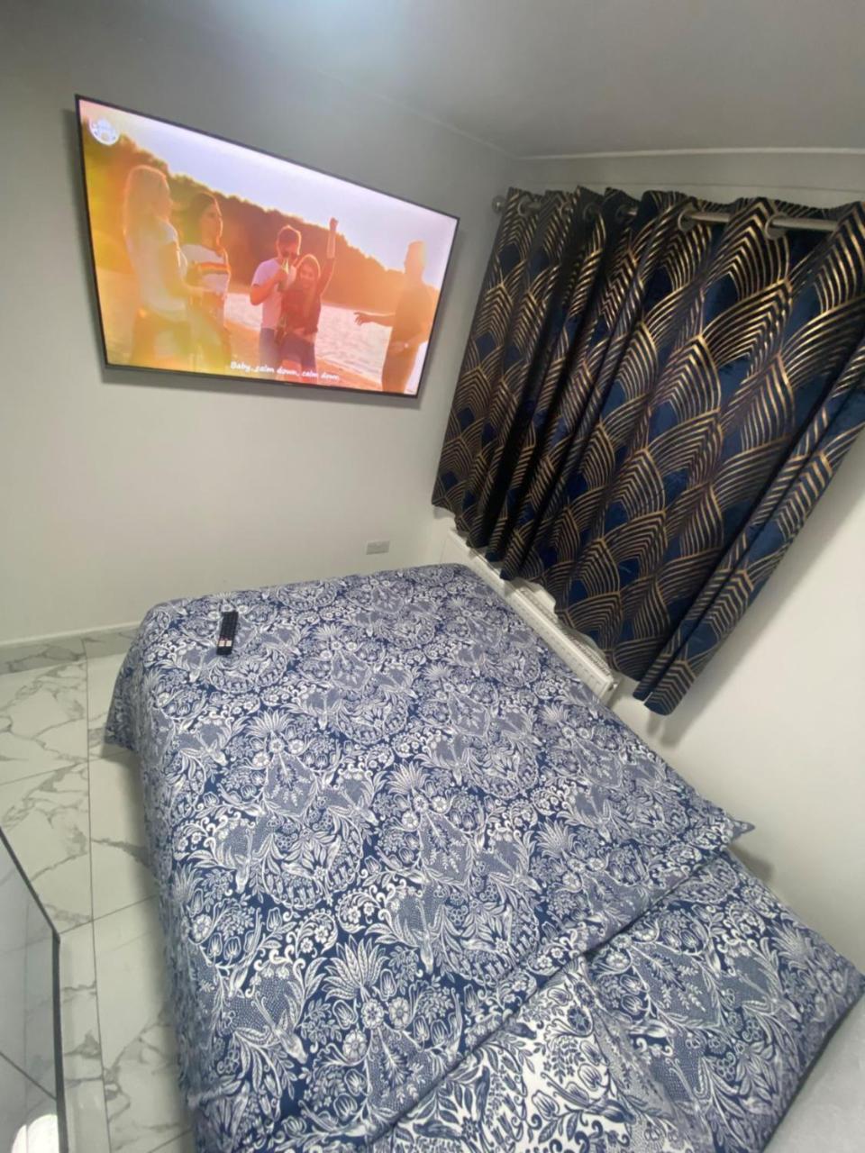 The Royal Boutique Oxford Lodge By London Sleep 6 Hayes  Esterno foto