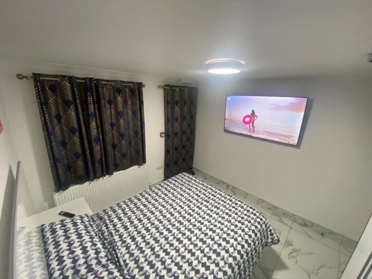 The Royal Boutique Oxford Lodge By London Sleep 6 Hayes  Esterno foto
