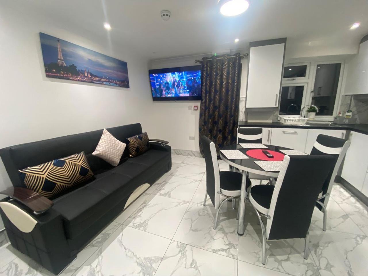 The Royal Boutique Oxford Lodge By London Sleep 6 Hayes  Esterno foto