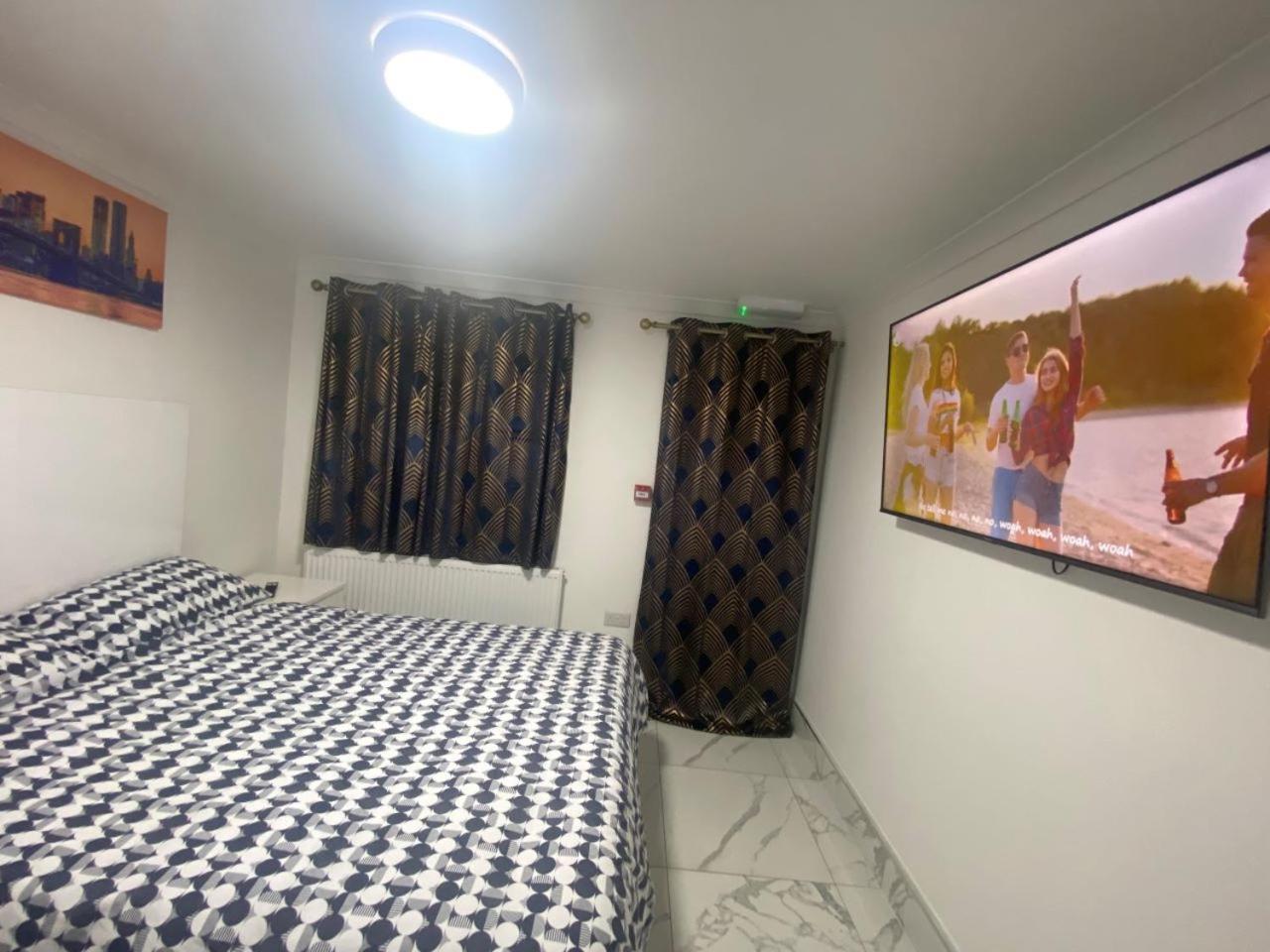 The Royal Boutique Oxford Lodge By London Sleep 6 Hayes  Esterno foto