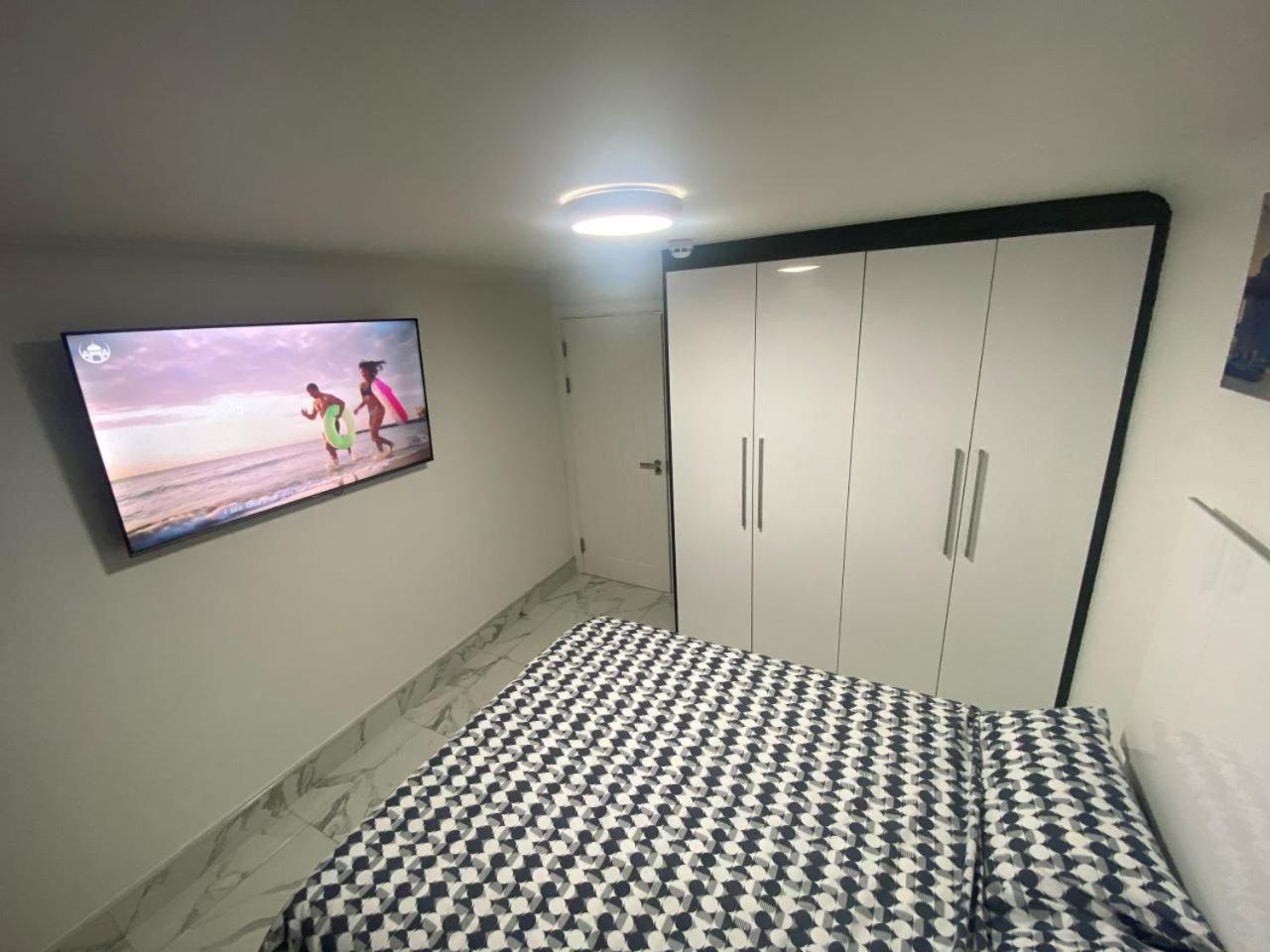 The Royal Boutique Oxford Lodge By London Sleep 6 Hayes  Esterno foto