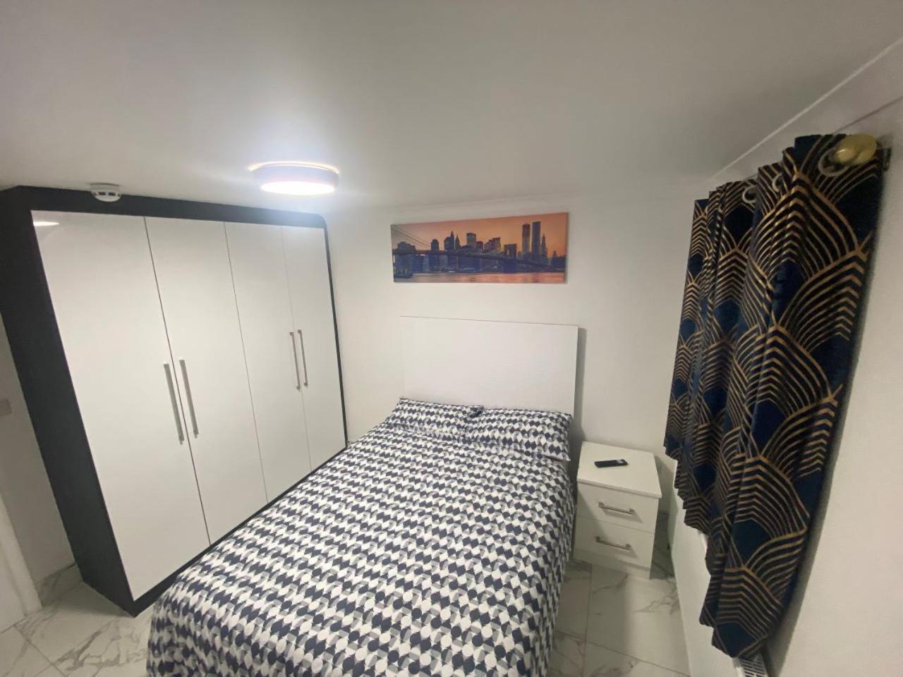 The Royal Boutique Oxford Lodge By London Sleep 6 Hayes  Esterno foto